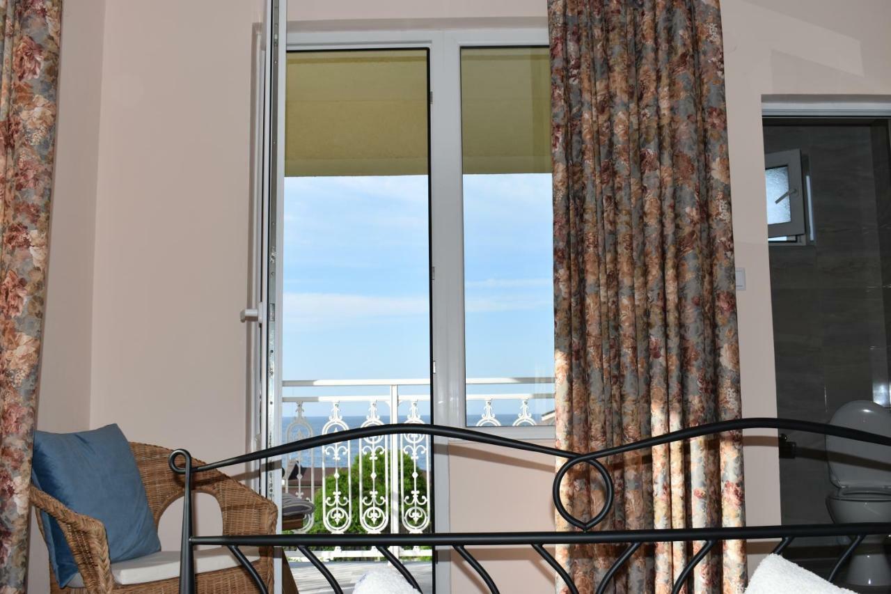 Синя Луна Hotel Lozenets Exterior foto